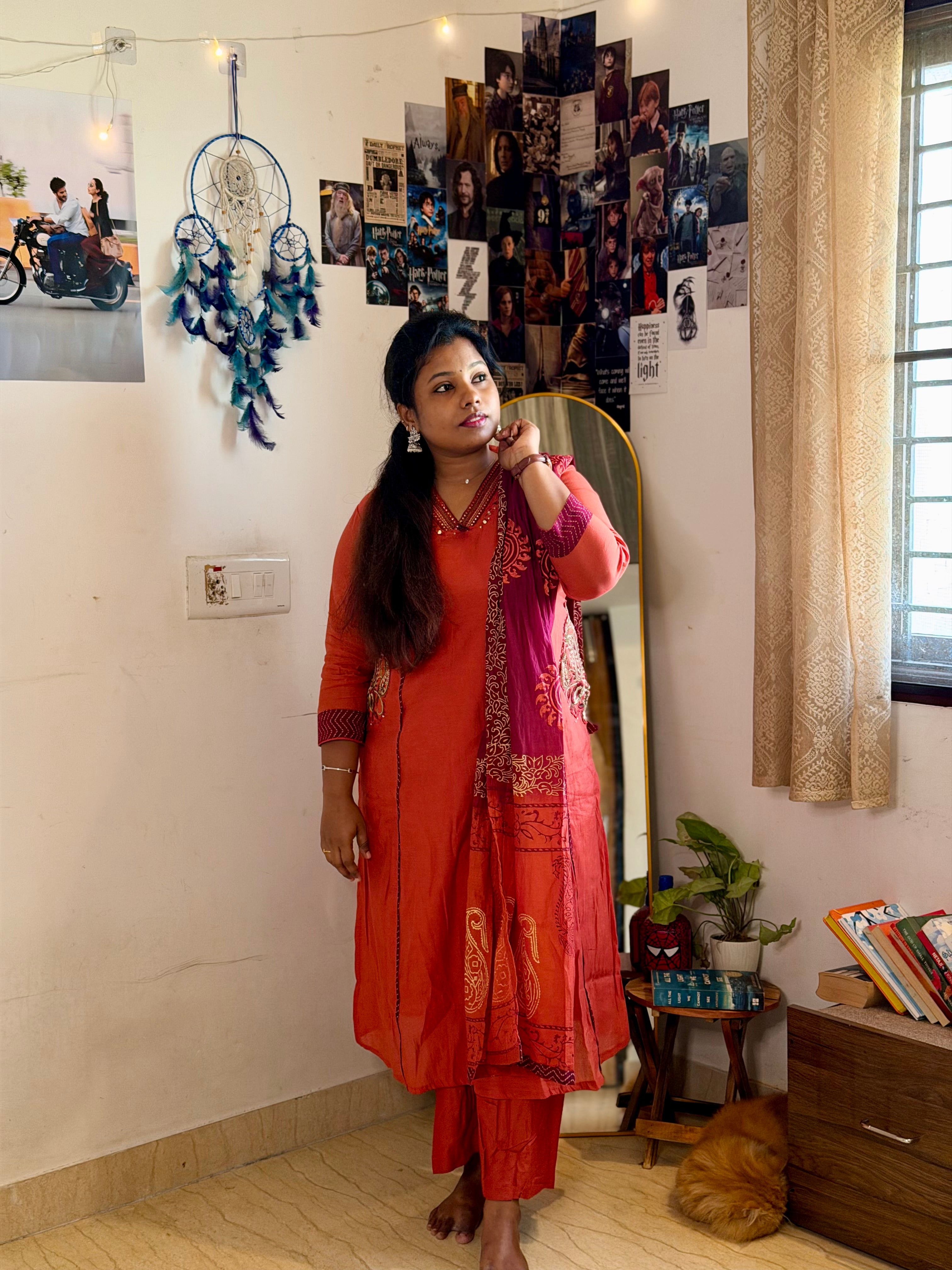 RUGHA 23 - Handloom Mul Chandari Rust Orange Kurti Set