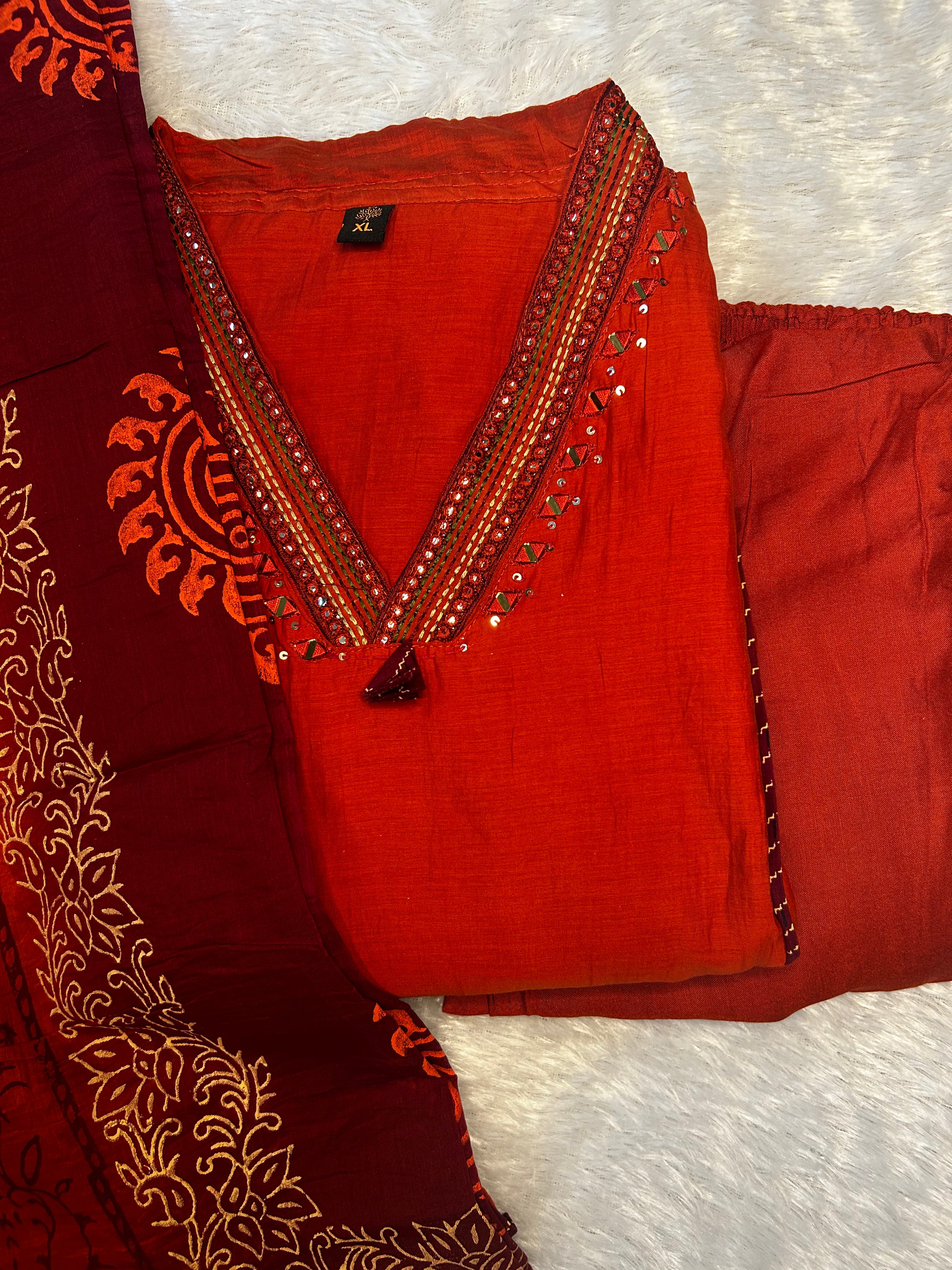 RUGHA 23 - Handloom Mul Chandari Rust Orange Kurti Set