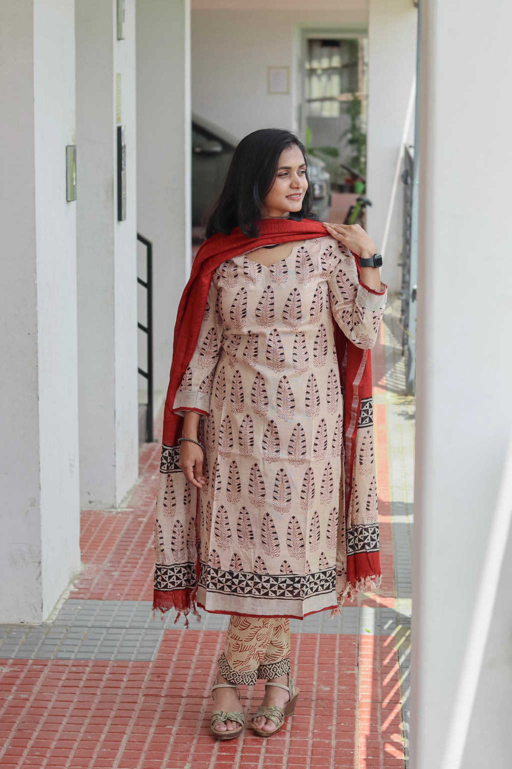 RUGHA 16 - Cream Cotton Set