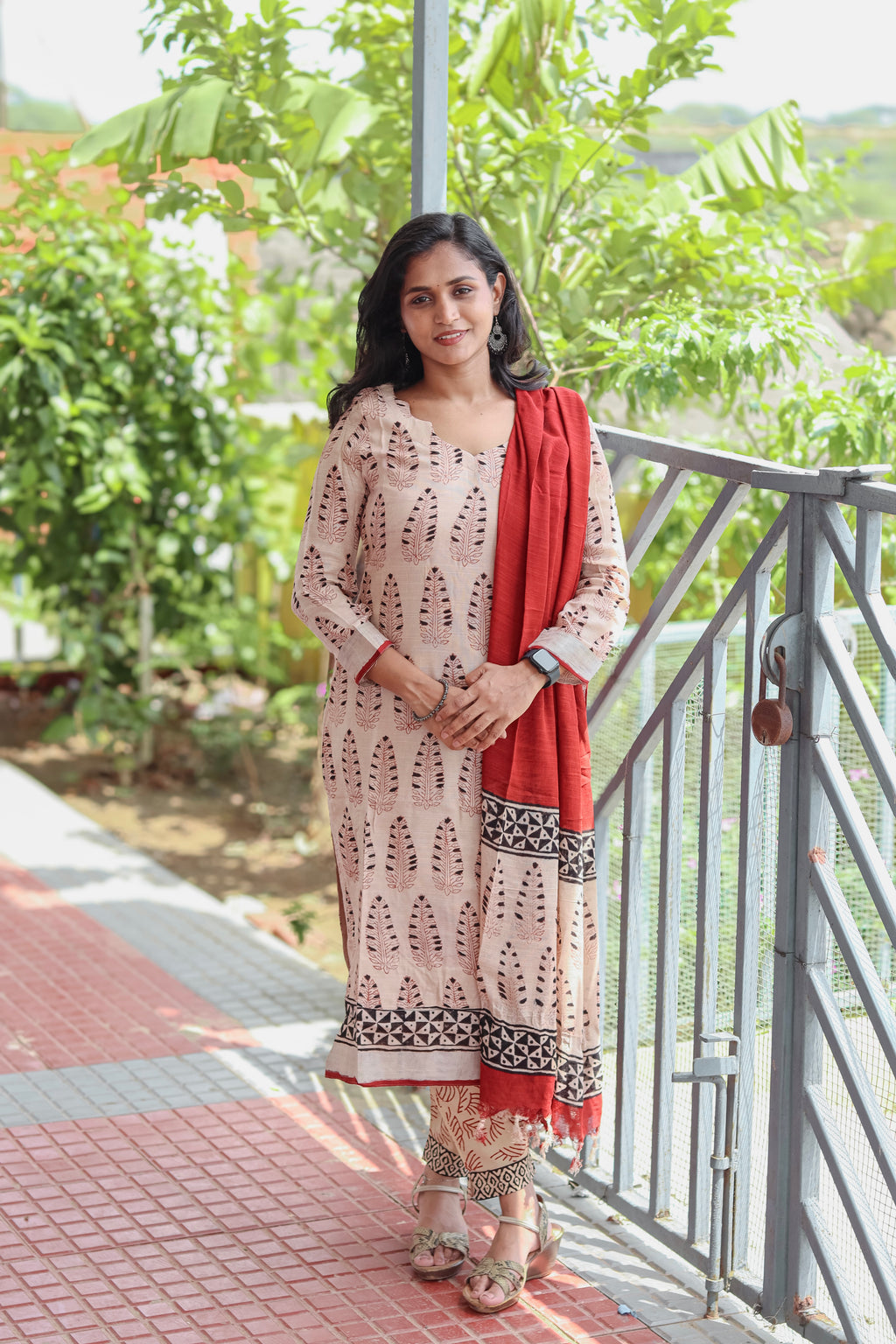 RUGHA 16 - Cream Cotton Set