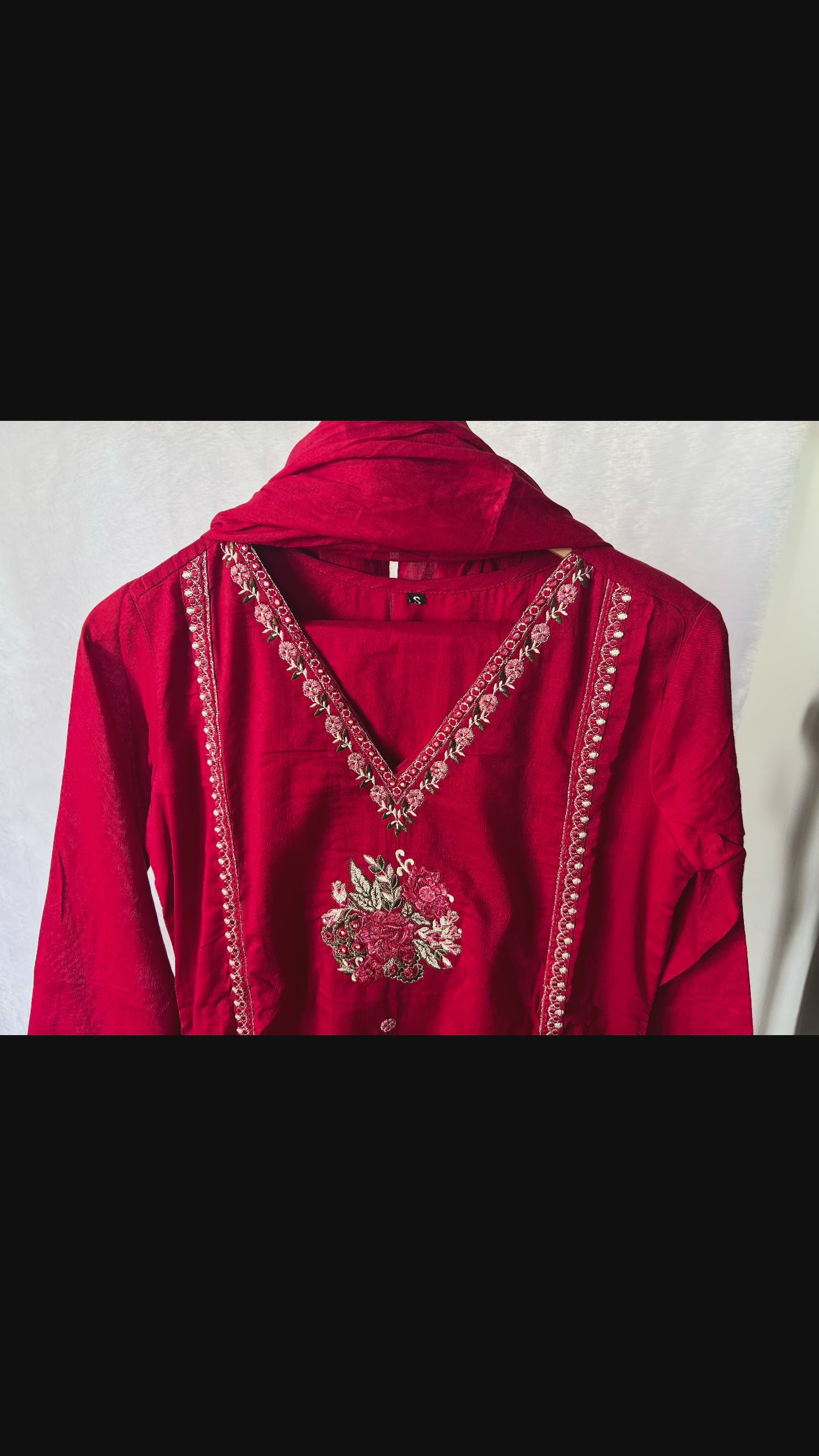 RUGHA 30 - Scarlet Bloom Mul Cotton Embroidered Set