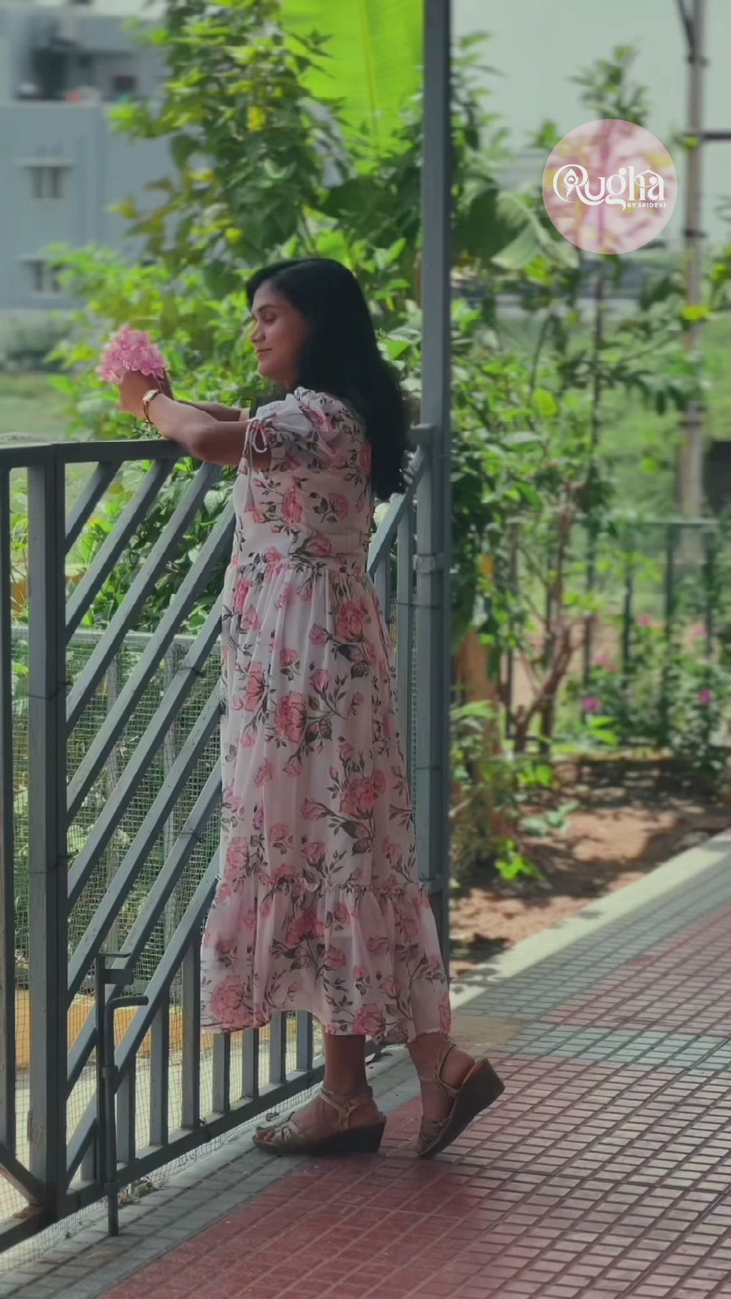 RUGHA 18 - White Floral Maxi